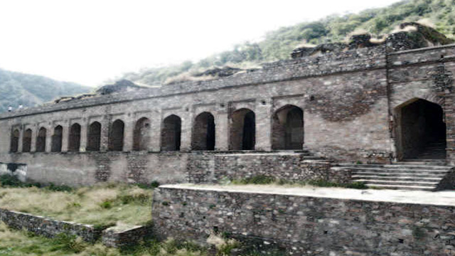 Bhangarh Fort Pictures